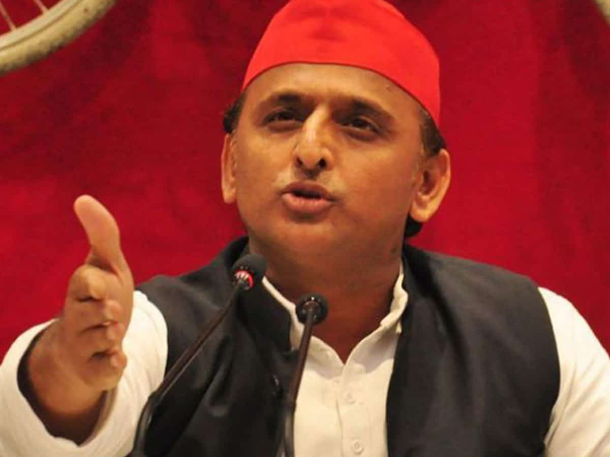 'UP Mein Jhuthe Case Ki Bahar Ba': Akhilesh on Yogi govt's notice to singer