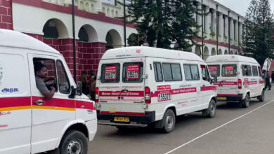 Ambulance carrying remains of crash victims, police van meet with accidents