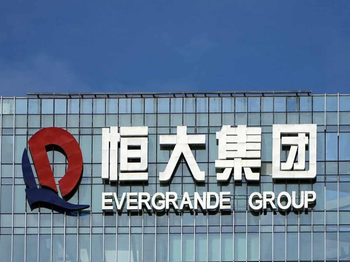 China housing market slumps as another developer in distress