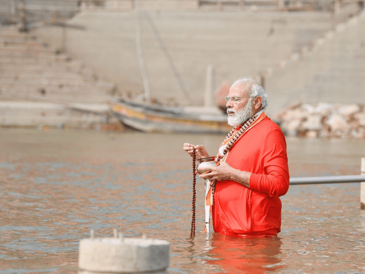 Modi takes holy dip in Ganga before inaugurating Kashi Vishwanath Corridor