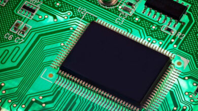 Growth prediction for memory chip market halved for next year