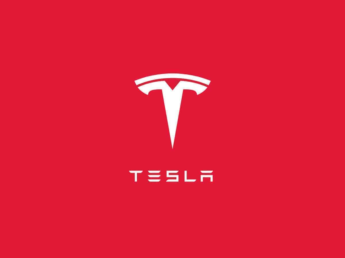 Tesla introduces new AMD chip, 12v Li-ion battery in some vehicles
