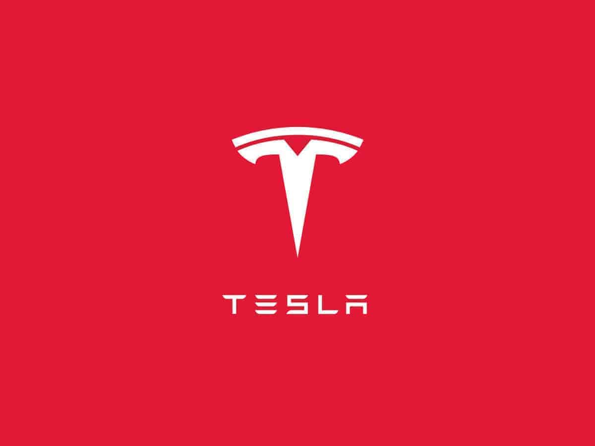 Tesla rises back to over $1 tn valuation: Report