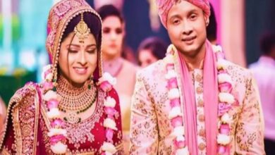 Pawandeep, Arunita's wedding photo takes internet by storm