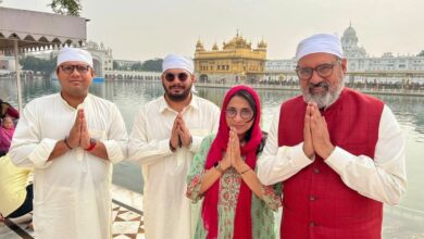 Boman Irani visits Golden Temple -Viral pics