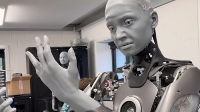 This humanoid robot makes perfect human-like faces