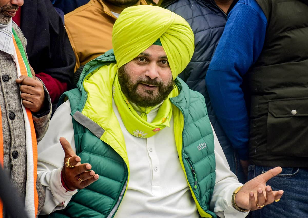 Navjot Sidhu says his security reduced, calls Mann most protected CM