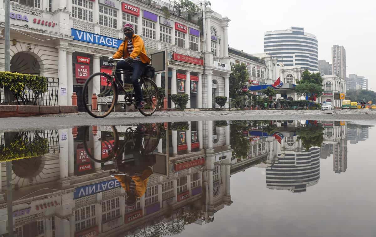 Photos: Weekend curfew in Delhi