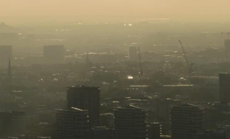 Mumbai: 584 km of roads being washed to curb air pollution; AQI at 117