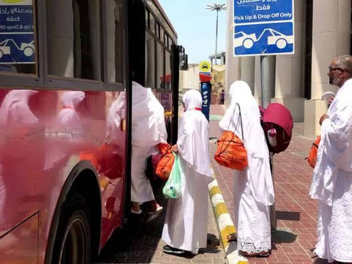 Saudi Arabia allows pilgrims to access Grand Mosque without buying transport tickets