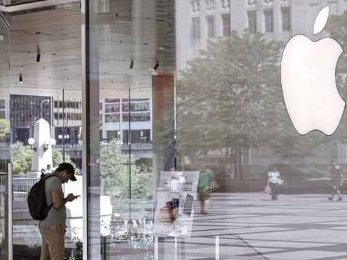 Apple shuts all Dubai stores to shoppers as COVID-19 cases rise