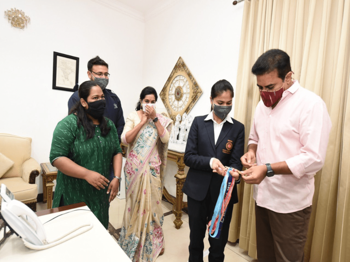 KTR extends Rs 15L assistance to specially-abled Punjab chess player