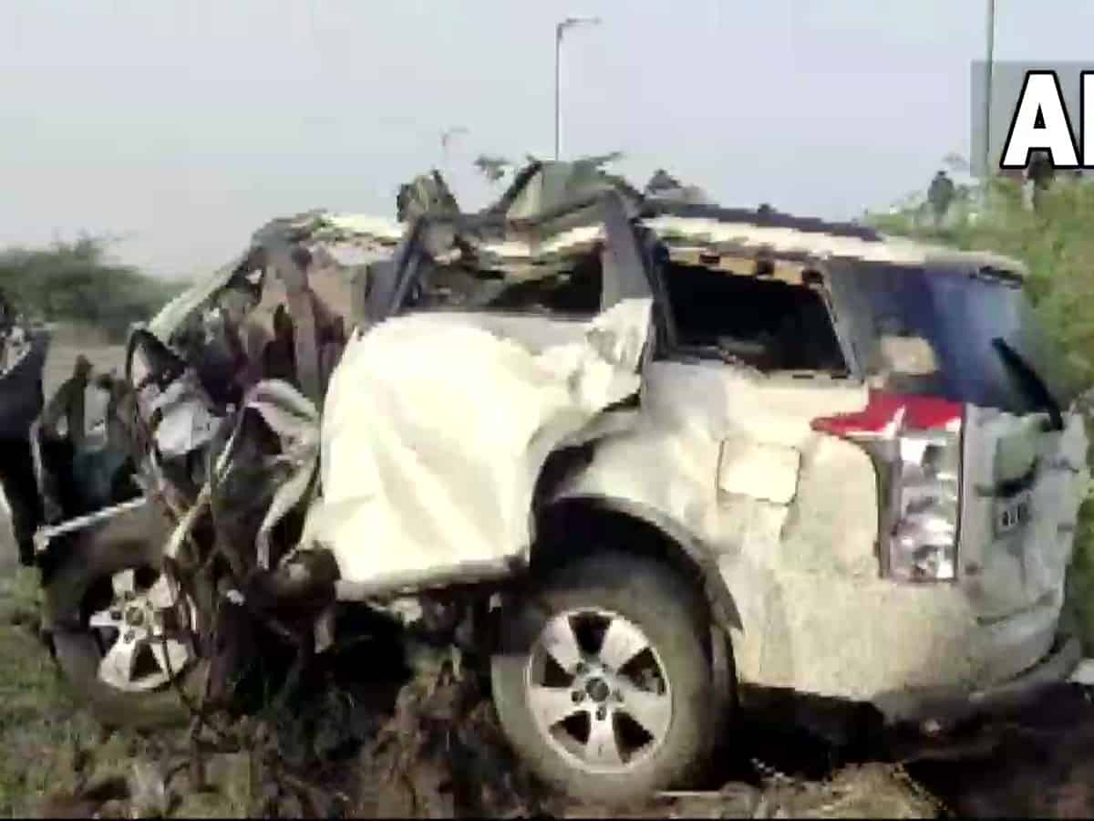 Seven MBBS students, including Maha MLA's son, killed as car falls off bridge