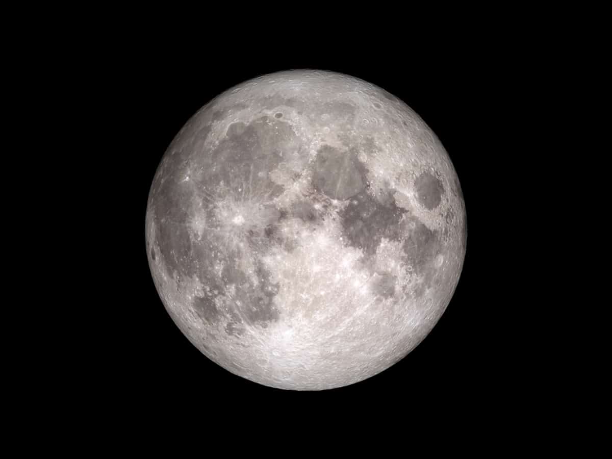China's Chang'e-5 probe proves presence of water on Moon: Report