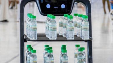 Smart robot to distribute Zamzam water at two Holy Mosques