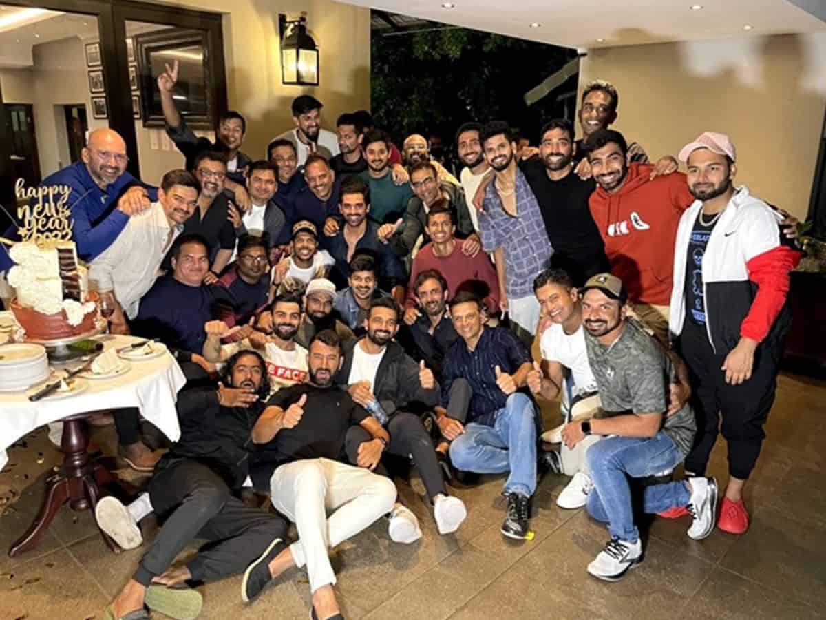 Team India rings in New Year at Centurion; Ashwin, Kohli, Anushka celebrate