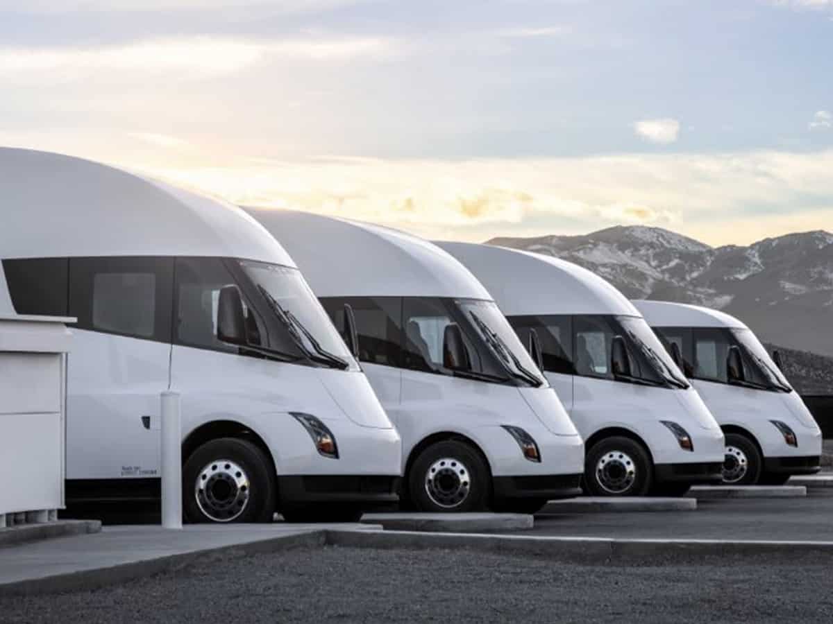 Tesla quietly unveils fleet of new electric trucks: Report