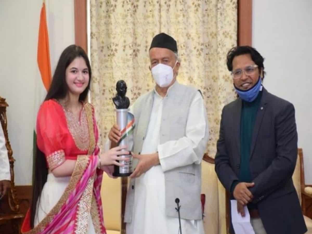 Bajrangi Bhaijaan fame Harshaali Malhotra receives Bharat Ratna