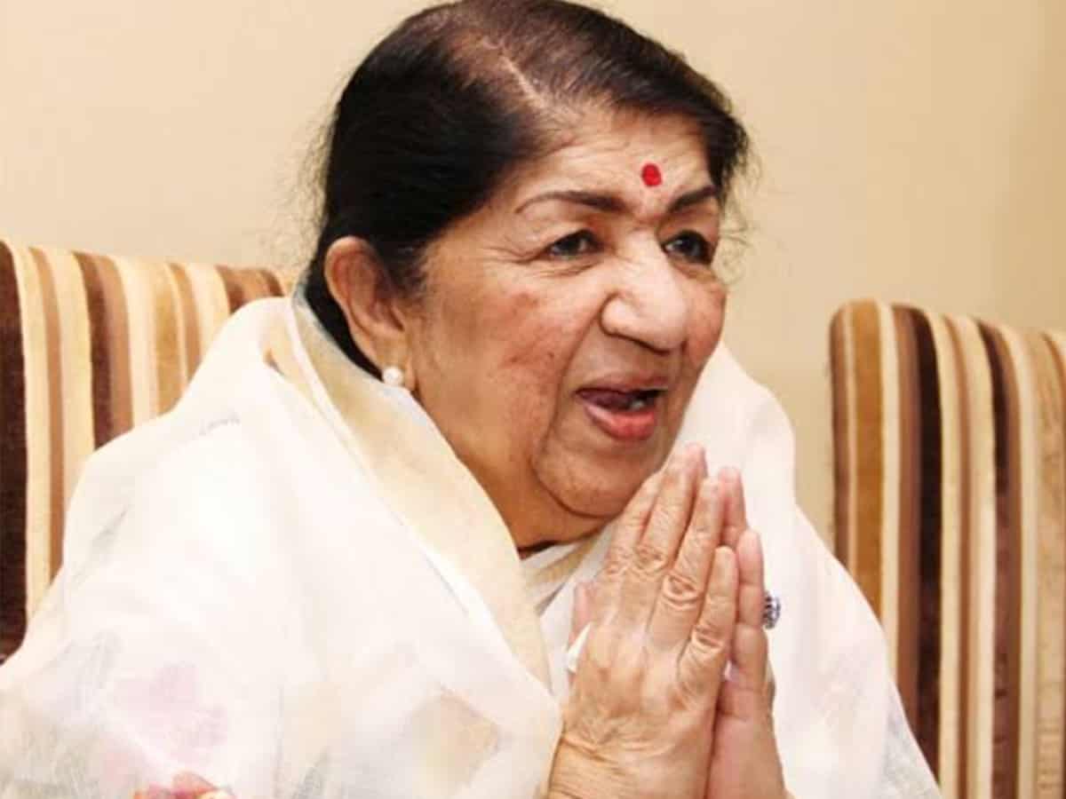 Lata Mangeshkar hospitalised in Mumbai