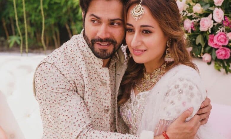 Varun treats fans with unseen wedding pics on 1st anniversary with Natasha