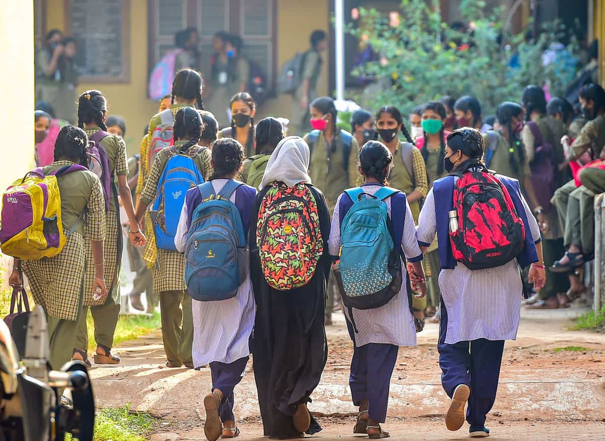 Free notebooks to 1.17 crore govt school students in Telangana