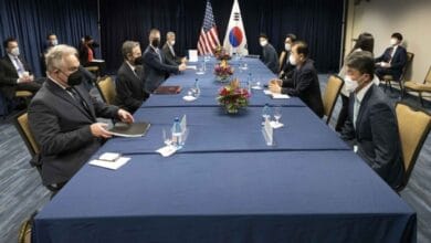 Top S.Korean, US diplomats discuss ways to engage with Pyongyang