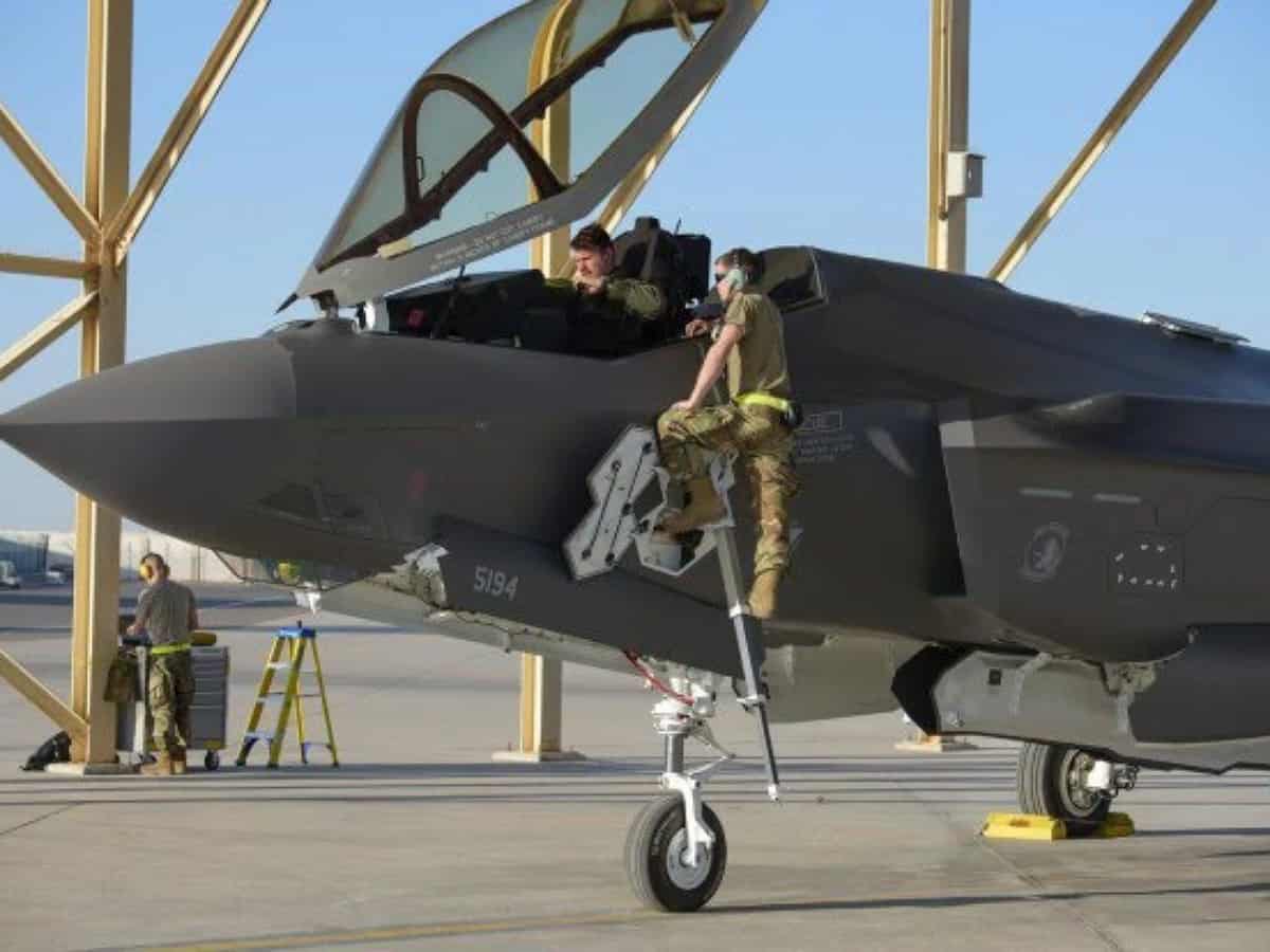 Yemen Houthi attacks: US to send warship, fighter jets to help UAE