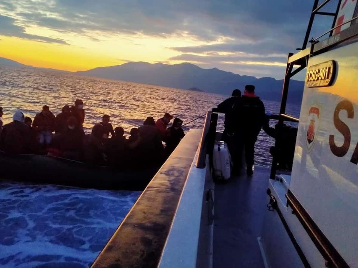 Greek coast guard throw Yemeni migrant family into the cold Mediterranean Sea
