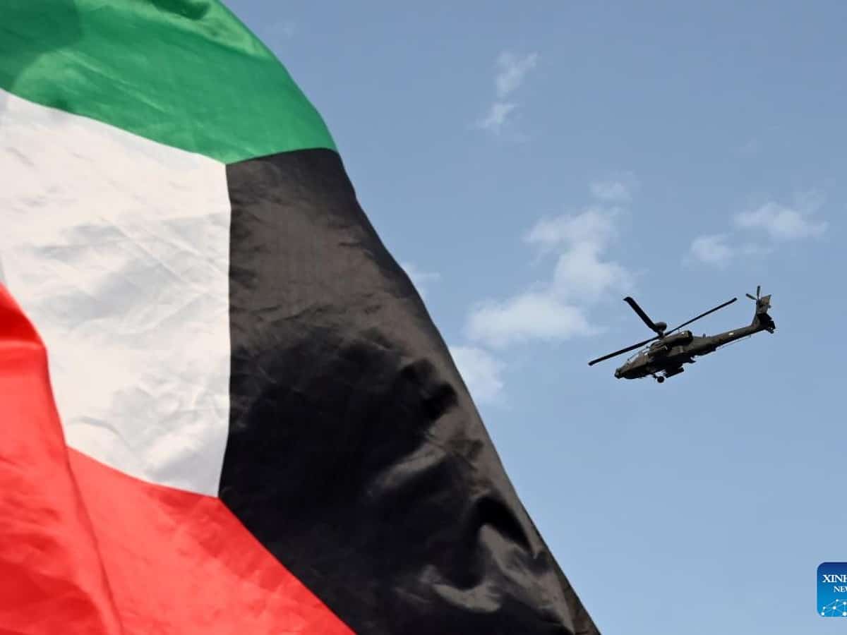 Kuwait stages airshow to mark national day