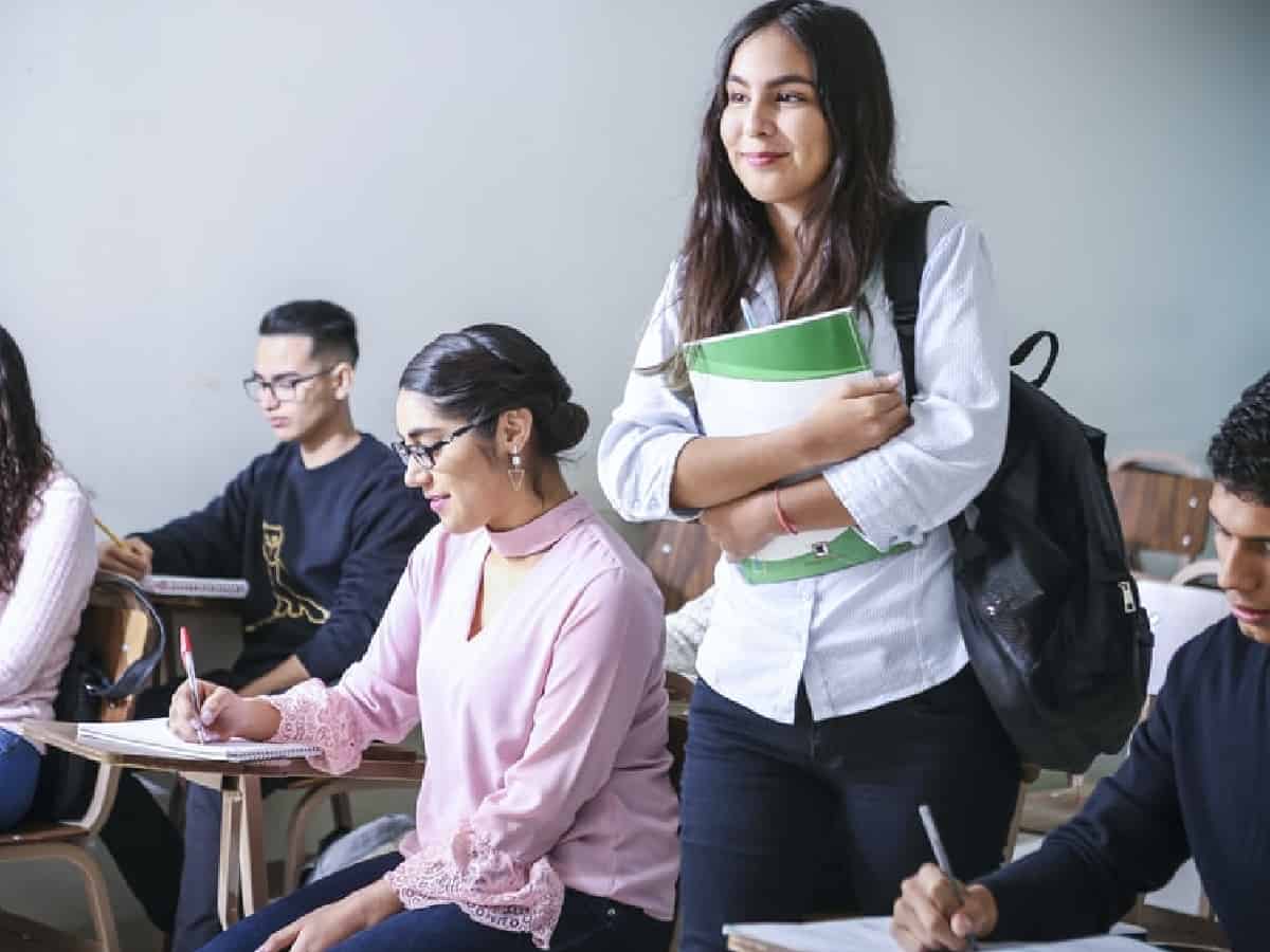 Group 2 aspirants denied entry to exam centers in Telangana for being late