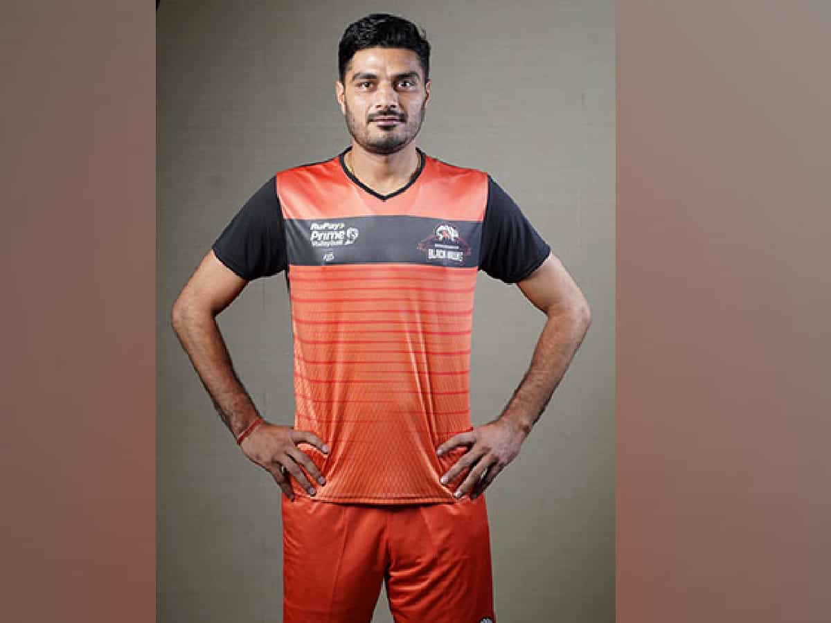 Vipul Kumar from Uttar Pradesh as Captain