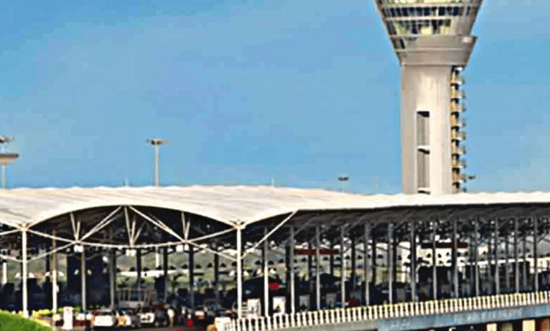 Hyderabad- Dubai flight cancelled after RGIA receives 'hijack' warning