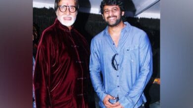 Amitabh Bachchan says it's an 'honour' to work with Prabhas