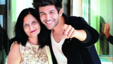 Kartik Aaryan reveals about his mother's battle with cancer