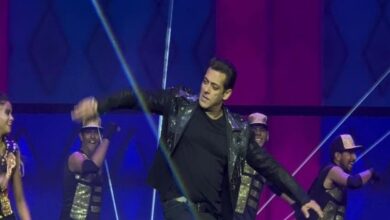 Salman Khan's fans breaks during his Dubai concert [Watch]