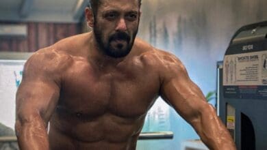 Salman Khan flaunts his physique, fans say 'Sultan is back'