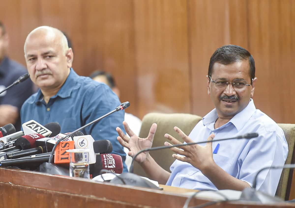 Arvind Kejriwal, Manish Sisodia to visit Gujarat today