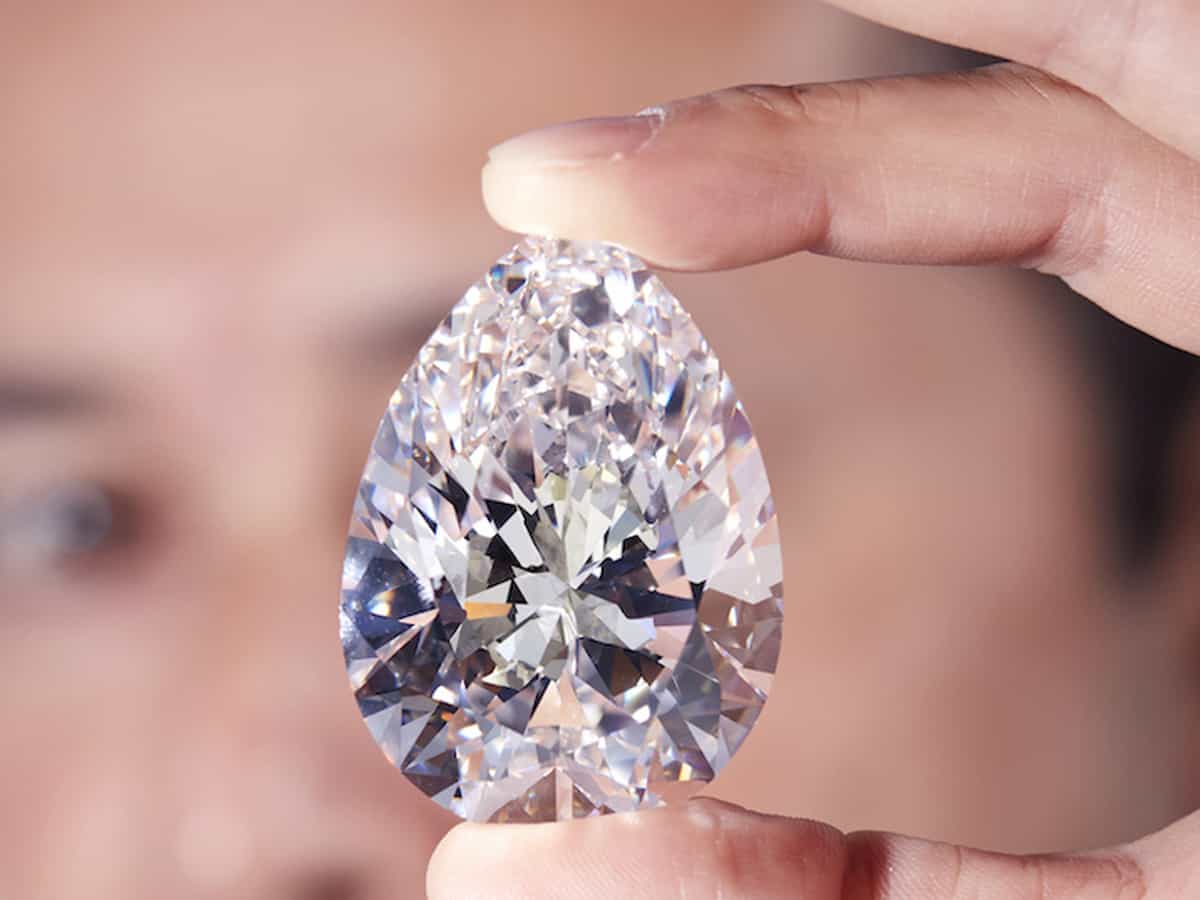 The Rock, the largest white diamond ever to appear at auction