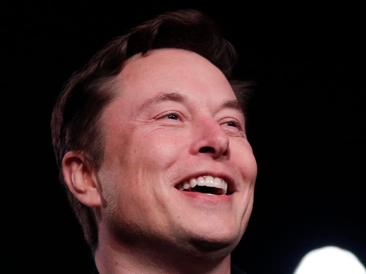 Musk may remain engaged in Twitter strategy 'without limitation'