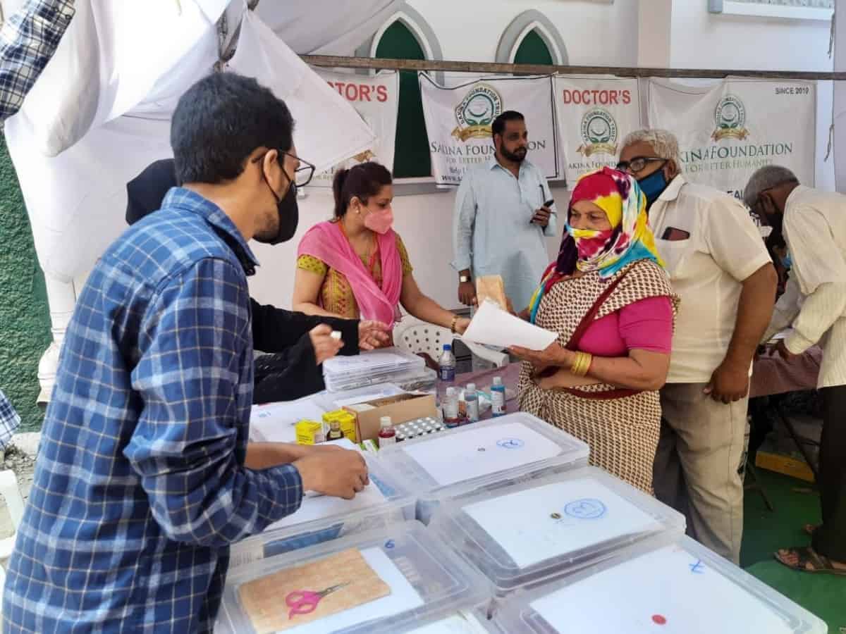 Hyderabad: Sakina Foundation conducts 87th free health camp