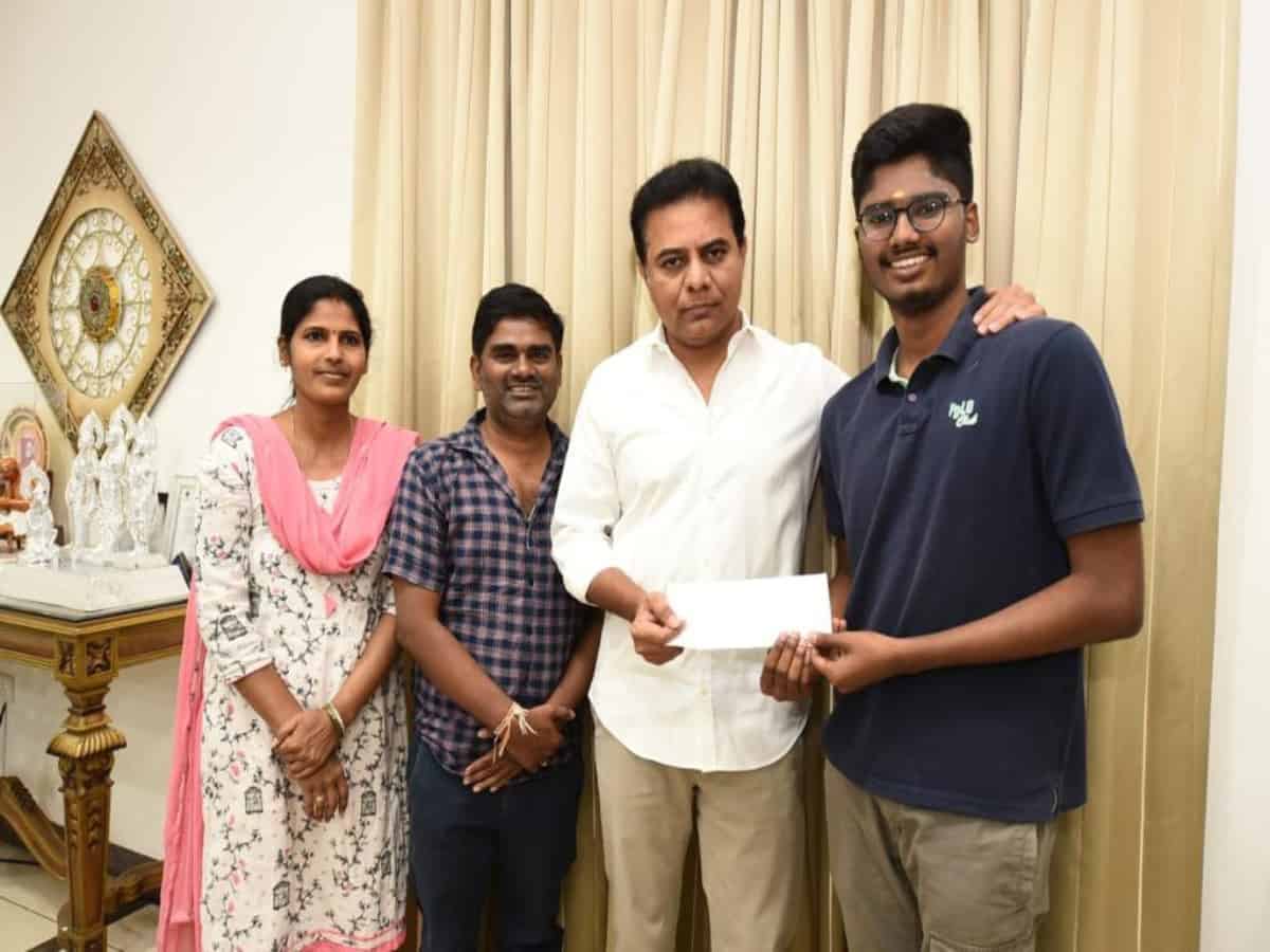 Telangana: KTR extends financial aide to tribal girl, IIT student