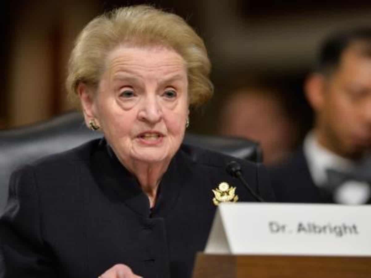Albright, first female US Secy of State, dies of cancer