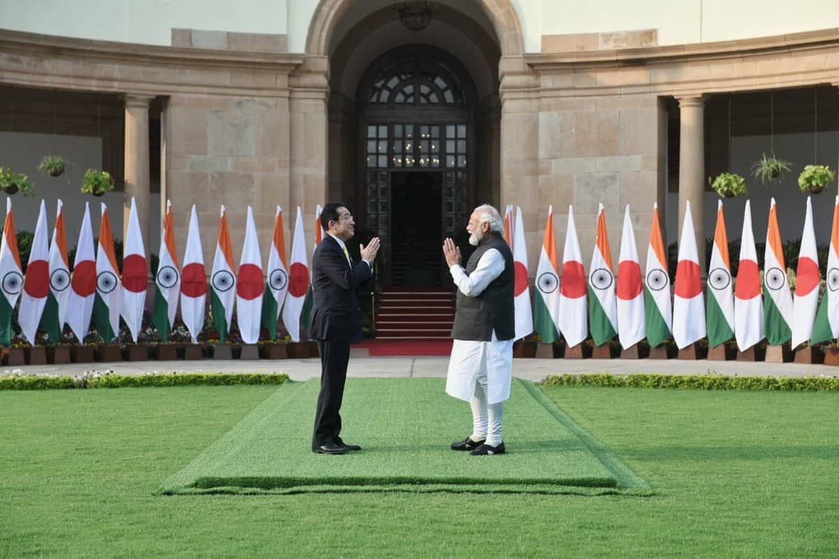 PM Modi holds talks with visiting Japanese counterpart