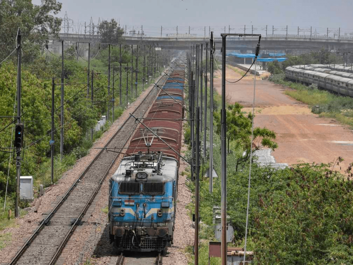 Andhra Pradesh: Vizag railway station shut, high alert at Guntur