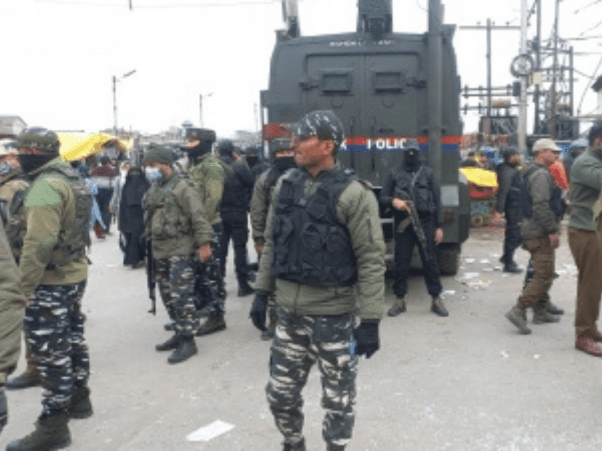 Srinagar grenade attack
