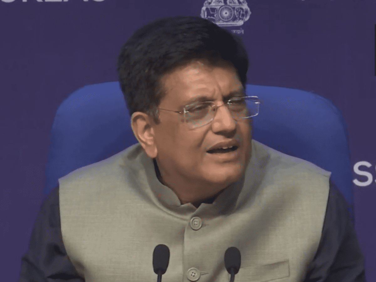 Delay in business visa issuance discussed with US, says minister Goyal