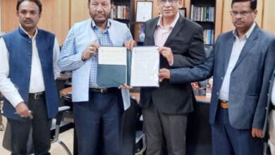 MANUU signs MoU with NALSAR for academic collaboration