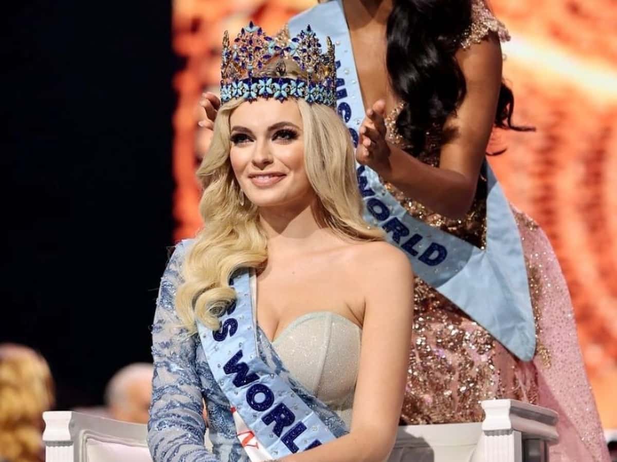 Miss World 2021: Poland's Karolina Bielawska wins crown
