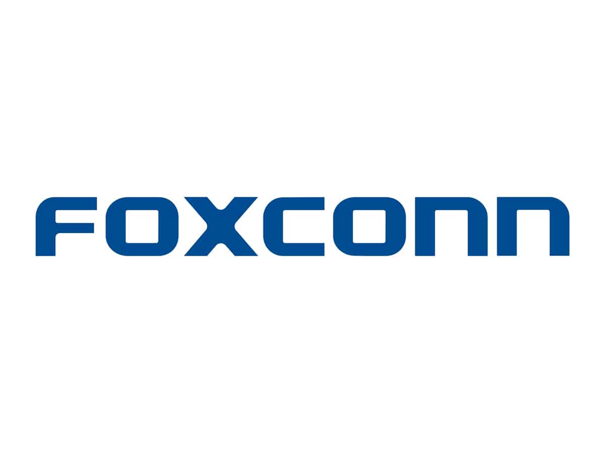 Apple supplier Foxconn halts factory ops in China due to lockdown