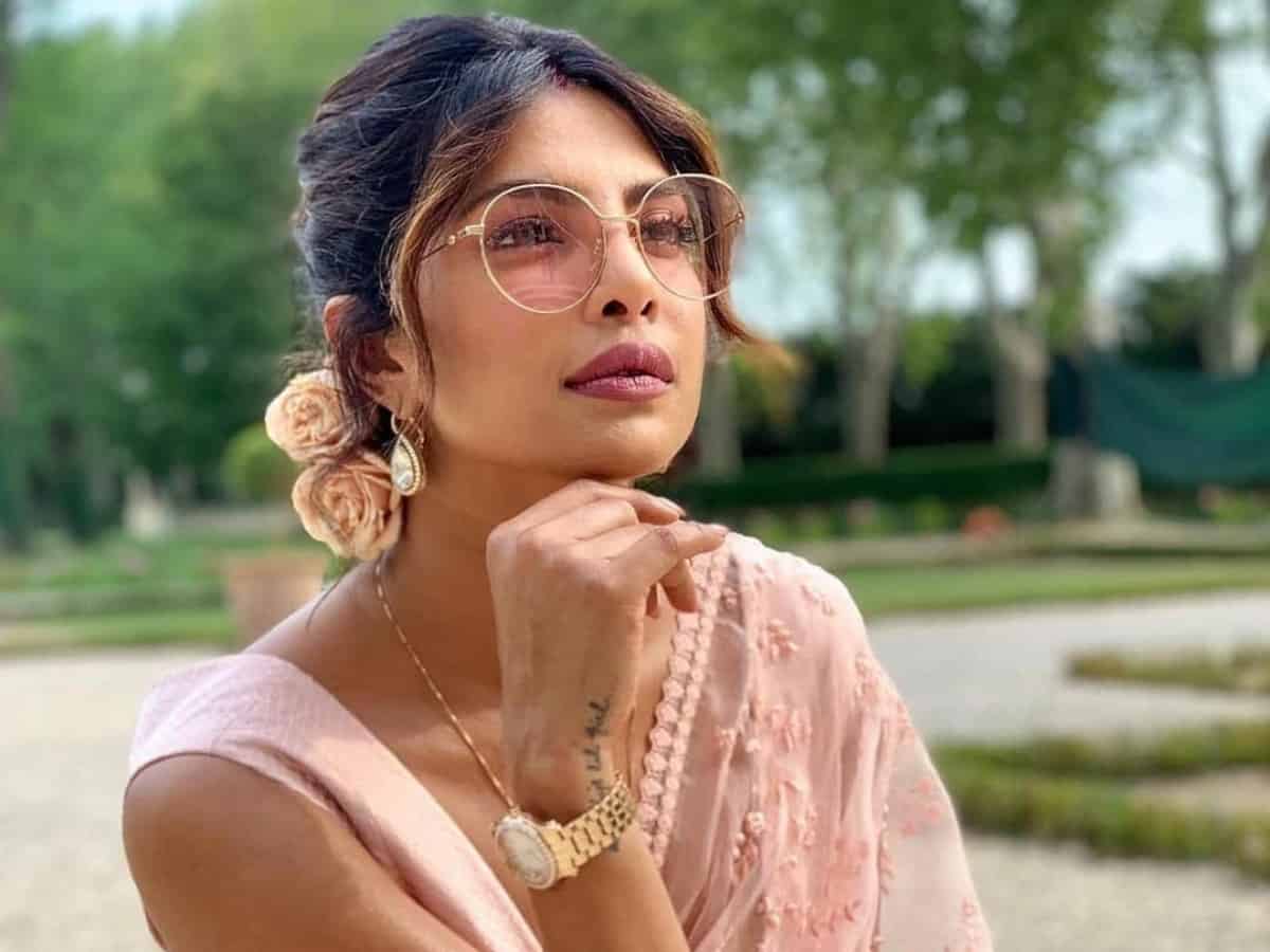 Priyanka Chopra sells her Rolls Royce, can you guess price?